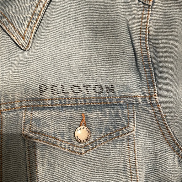 Peloton Denim Jacket Size L New With Tags - Picture 4 of 9